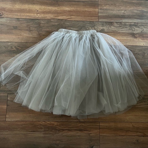 Dresses & Skirts - Gray Knee Length Tulle Skirt